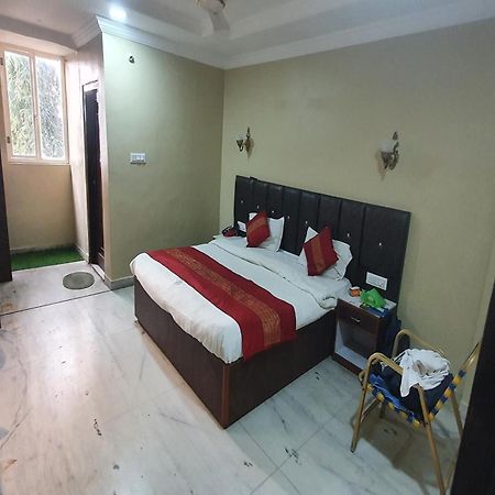 Oyo Hotel Rajshree Akolia Exterior foto
